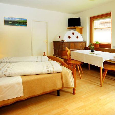 Garni Karlegger Bed & Breakfast Siusi Phòng bức ảnh